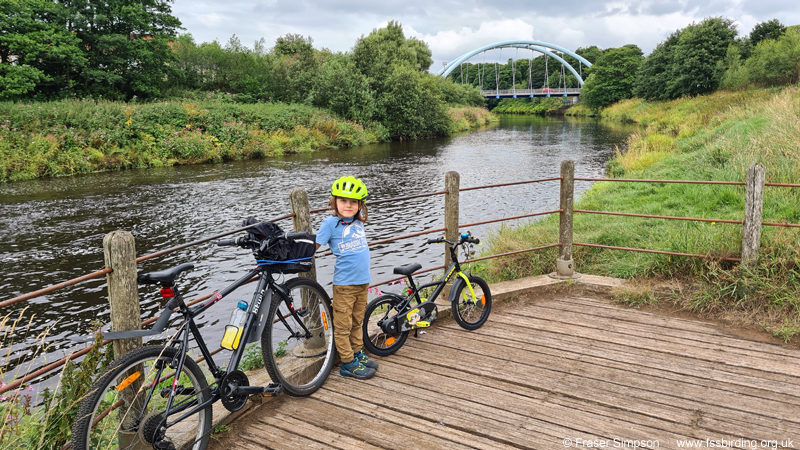 Cycling along the River Irvine � Fraser Simpson