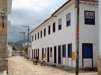 Cobbled Street & Colonial Buildings